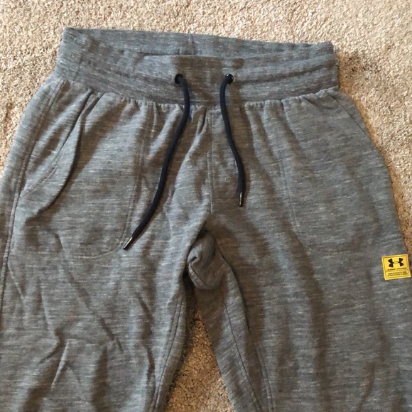 Under Armour joggers - Picture 2 of 7